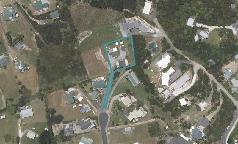 33 Kanuka Place, Mangawhai Heads, Mangawhai - Carousel 1