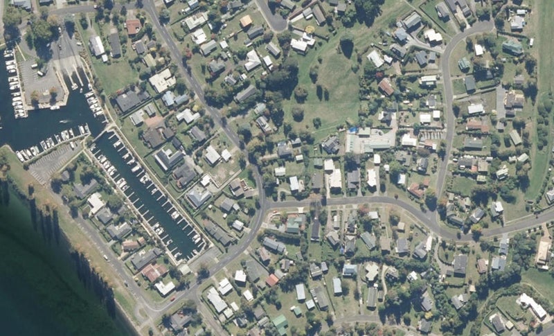 19 Marina Terrace, Kinloch, Taupō - Carousel 1