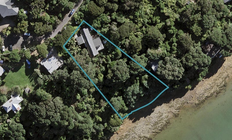 48 Albert Crescent, Ostend, Waiheke Island - Carousel 1