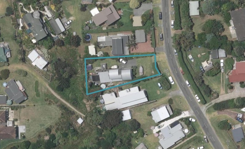 9 Alamar Crescent, Mangawhai Heads, Mangawhai - Carousel 1