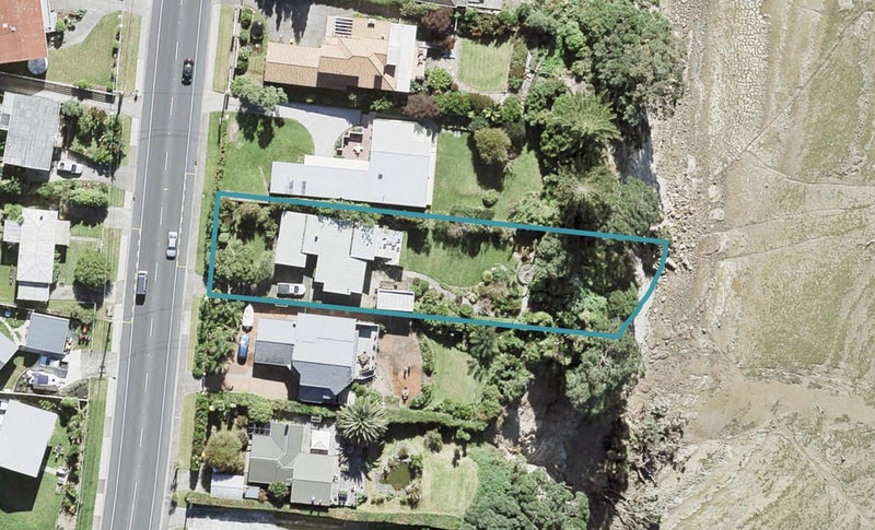 981 Whangaparaoa Road, Matakatia, Whangaparaoa - Carousel 1