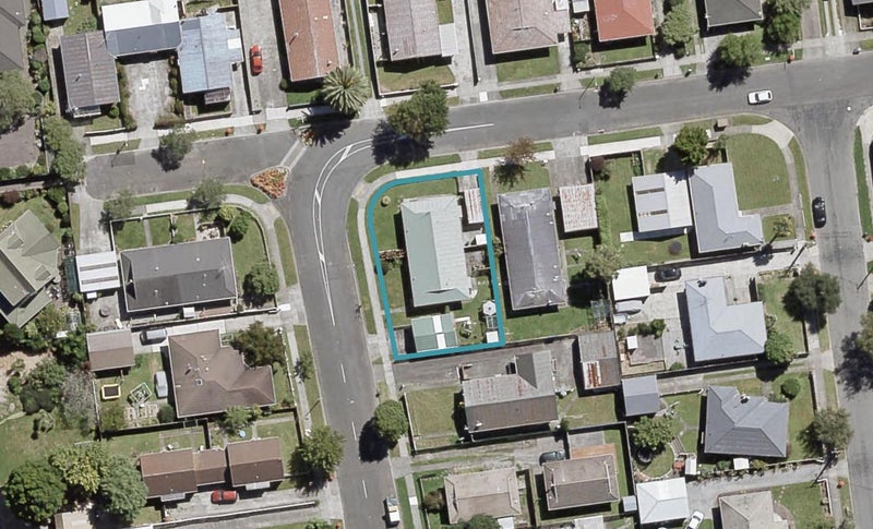1/12 Clouston Park Road, Ebdentown, Upper Hutt - Carousel 1