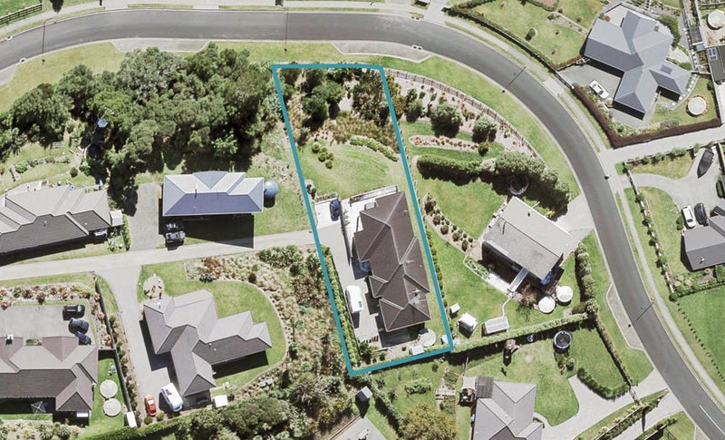 9 Gavinike Place, Waimauku, Waimauku - Carousel 1