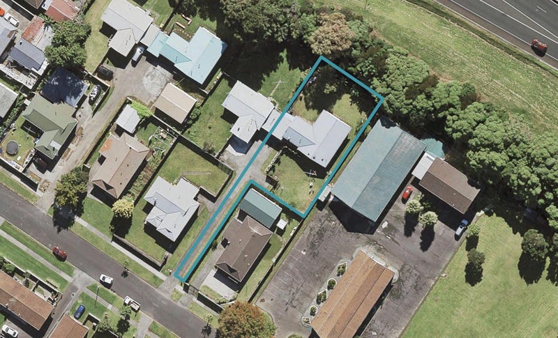 24 Court Town Close, Mangere, Auckland - Carousel 1