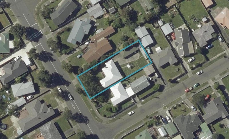 32 Highbury Avenue, Highbury, Palmerston North - Carousel 1