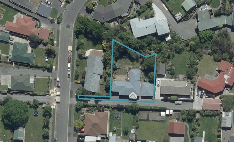 4A Canberra Place, Redwood, Christchurch - Carousel 1