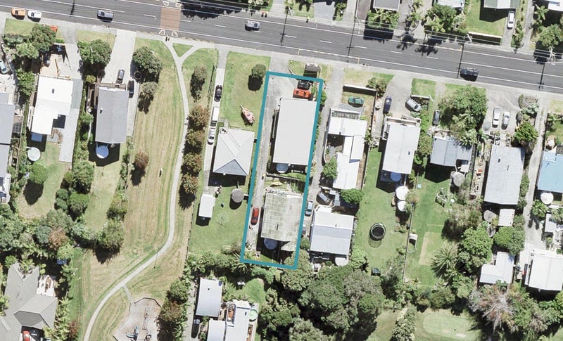2/1287 Whangaparaoa Road, Army Bay, Whangaparaoa - Carousel 1