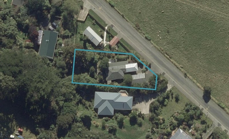 20 Allans Beach Road, Portobello, Dunedin - Carousel 1