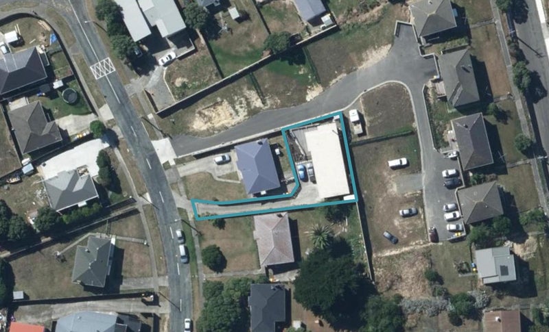 5A Taupiri Crescent, Titahi Bay, Porirua - Carousel 1