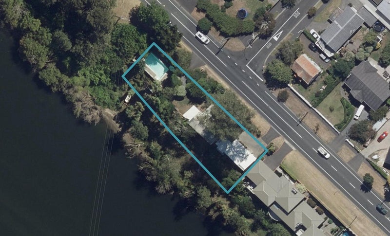 1055 River Road, Queenwood, Hamilton - Carousel 1