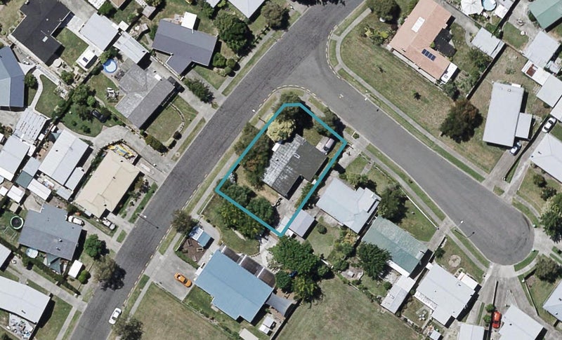 2 Wiltshire Place, Tamatea, Napier - Carousel 1