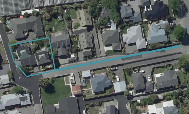 1/8 Herbs Place, Cashmere, Christchurch - Carousel 1