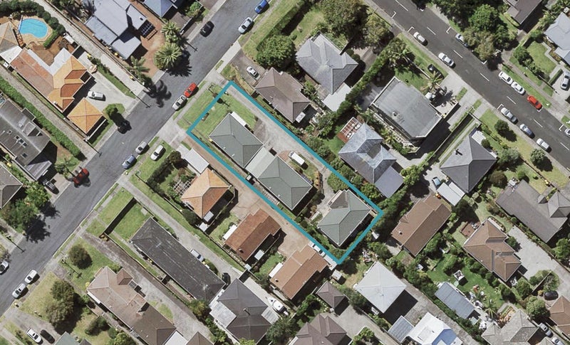 3/2 Trafalgar Road, Milford, Auckland - Carousel 1