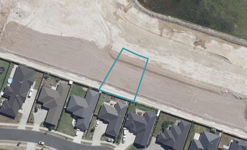 26 Keerangi Place, Rototuna North, Hamilton - Carousel 1
