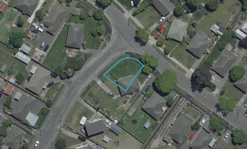 12 Wilmot Street, Northcote, Christchurch - Carousel 1