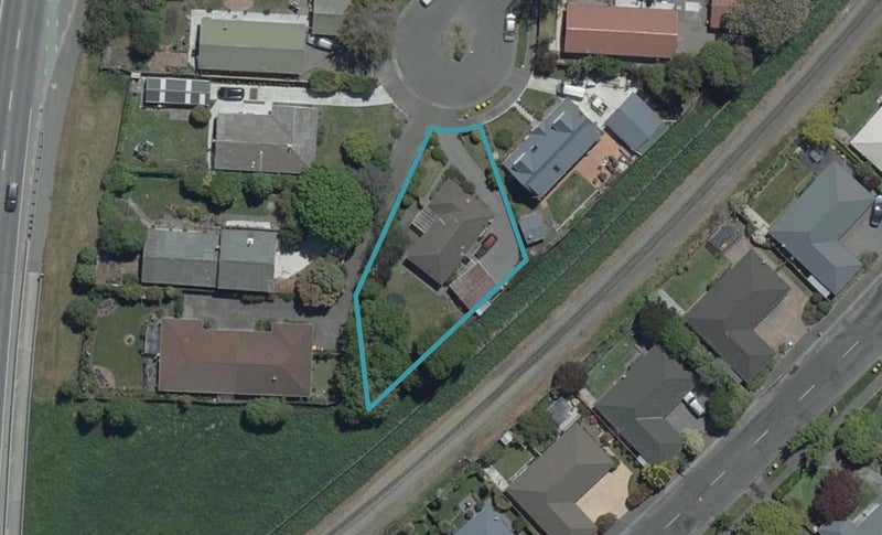 7 Tracy Place, Redwood, Christchurch - Carousel 1