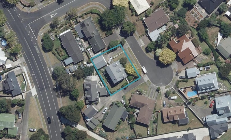 4 Chestnut Place, Pukete, Hamilton - Carousel 1