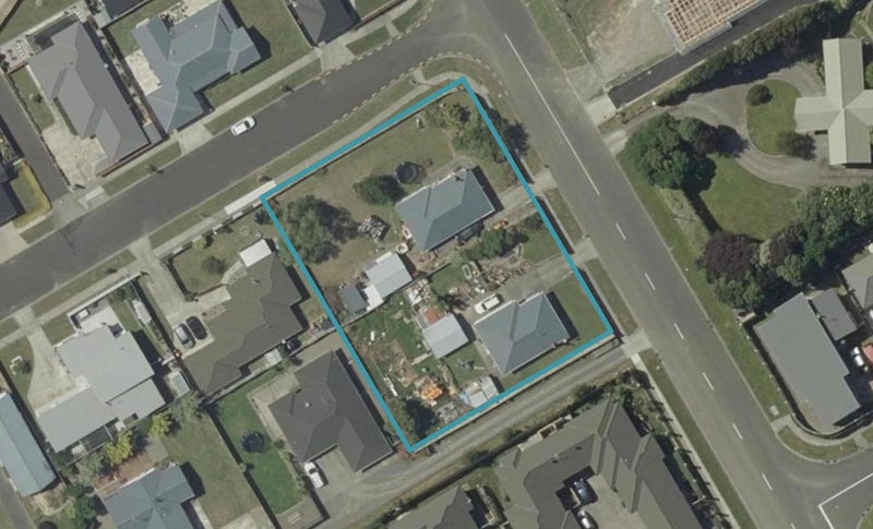 81 James Line, Kelvin Grove, Palmerston North - Carousel 1