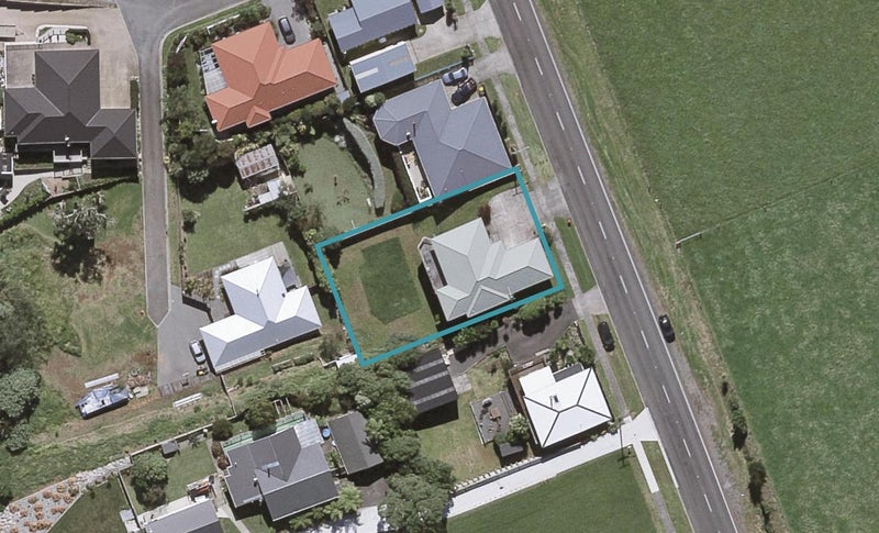 110 Smart Road, Glen Avon, New Plymouth - Carousel 1