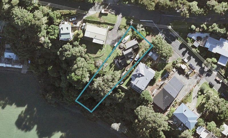 1 Ferry Road, Wade Heads, Whangaparaoa - Carousel 1