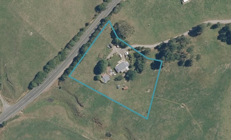 1671 State Highway 30, Horohoro, Rotorua - Carousel 1