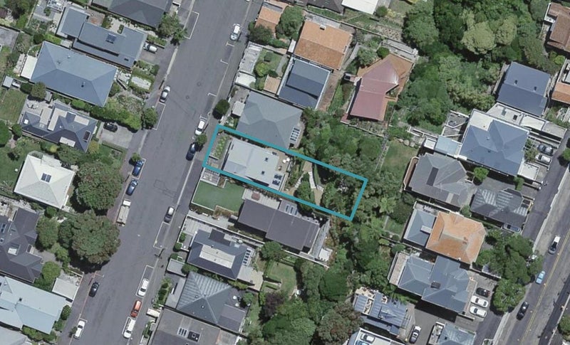 17 Rimu Road, Kelburn, Wellington - Carousel 1