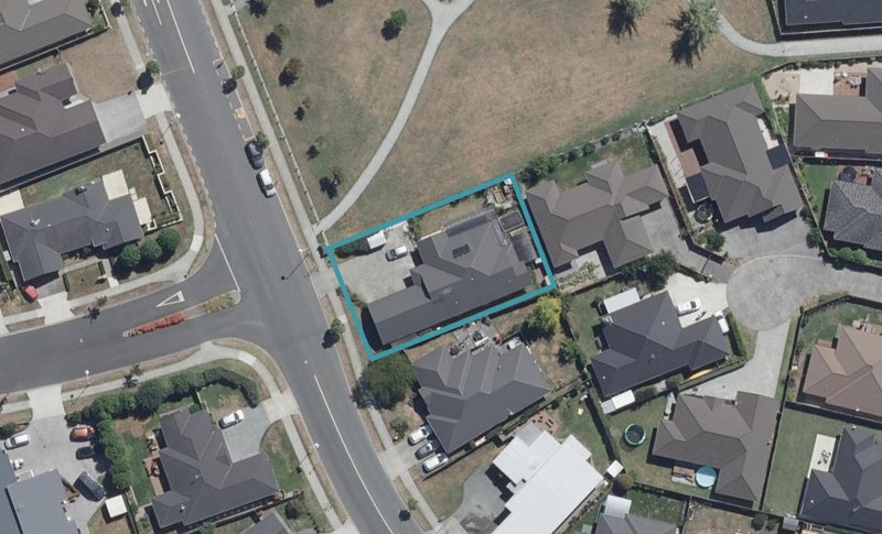 74 Moonlight Drive, Rototuna North, Hamilton - Carousel 1