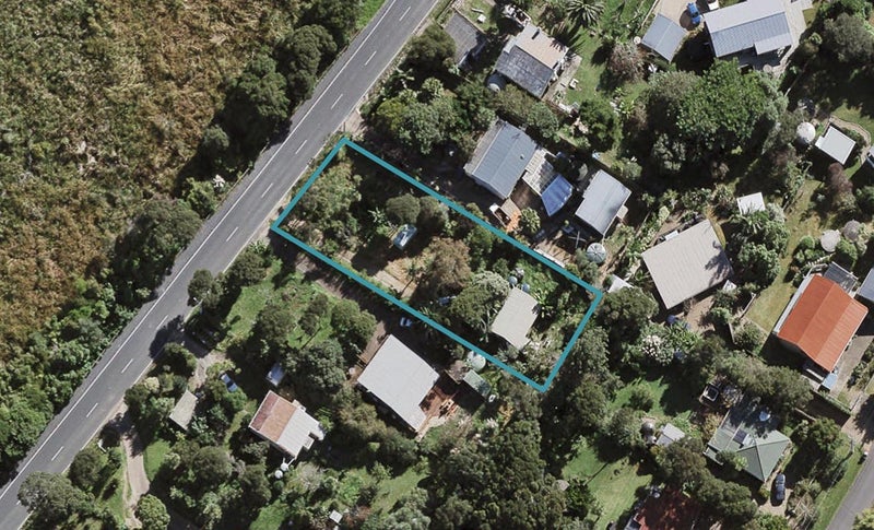 14 Wharf Road, Ostend, Waiheke Island - Carousel 1