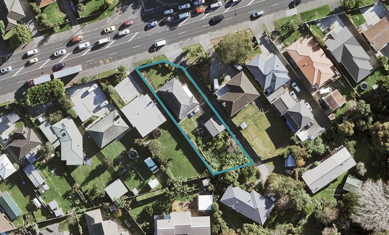 73 Maioro Street, New Windsor, Auckland - Carousel 1
