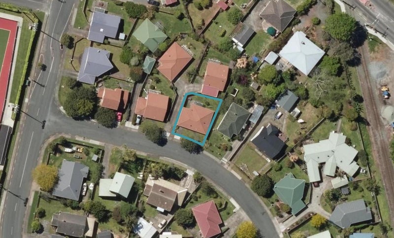 11 Corns Street, Kensington, Whangarei - Carousel 1