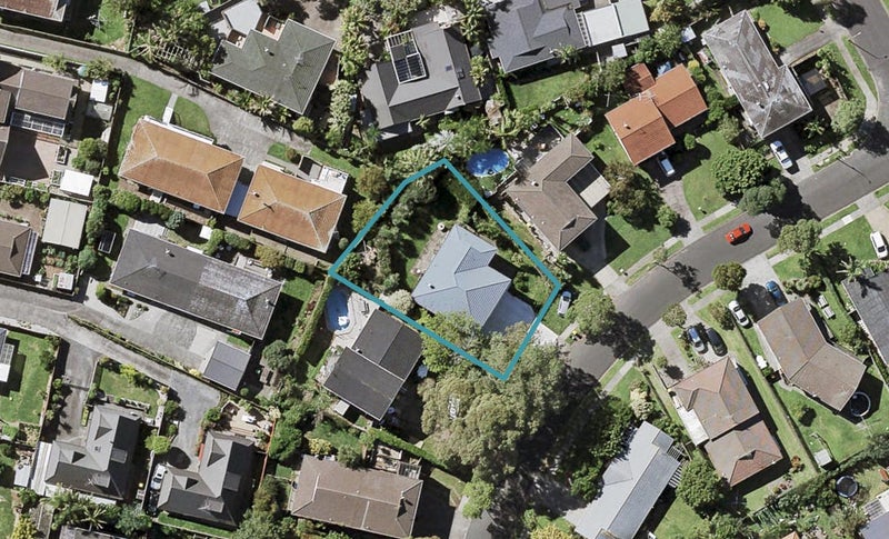12 Galvan Avenue, Sunnyhills, Auckland - Carousel 1