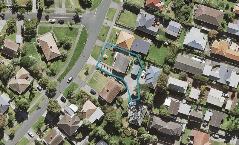 74 Kiwitea Street, Sandringham, Auckland - Carousel 1
