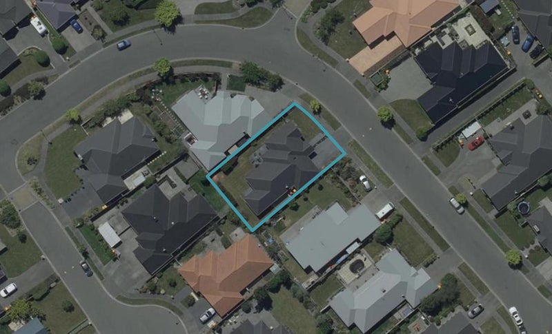 14 Broken Run, Wigram, Christchurch - Carousel 1
