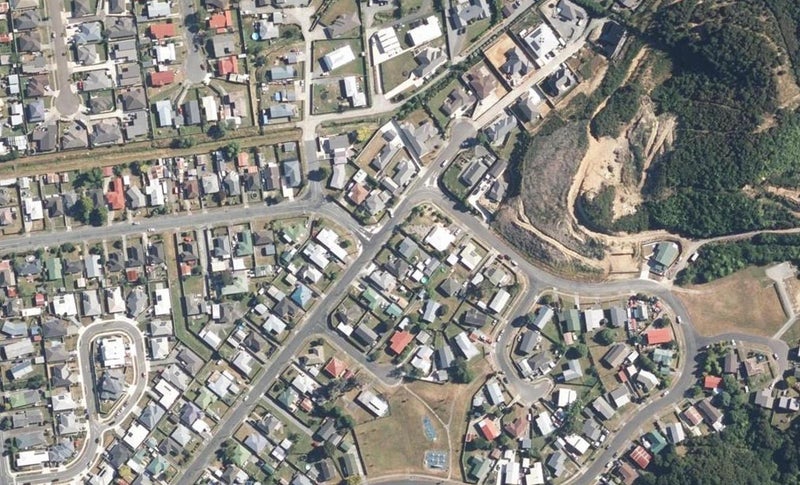 40 Ruthven Road, Wainuiomata, Lower Hutt - Carousel 1