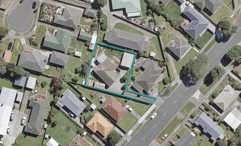 220 Oxford Terrace, Avalon, Lower Hutt - Carousel 1
