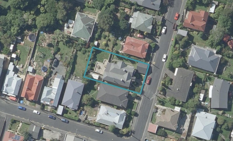 24 Whitby Street, Mornington, Dunedin - Carousel 1