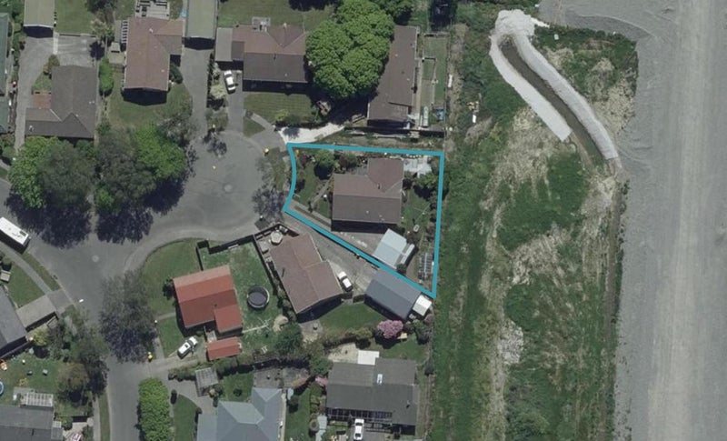 6 Leighton Place, Redwood, Christchurch - Carousel 1