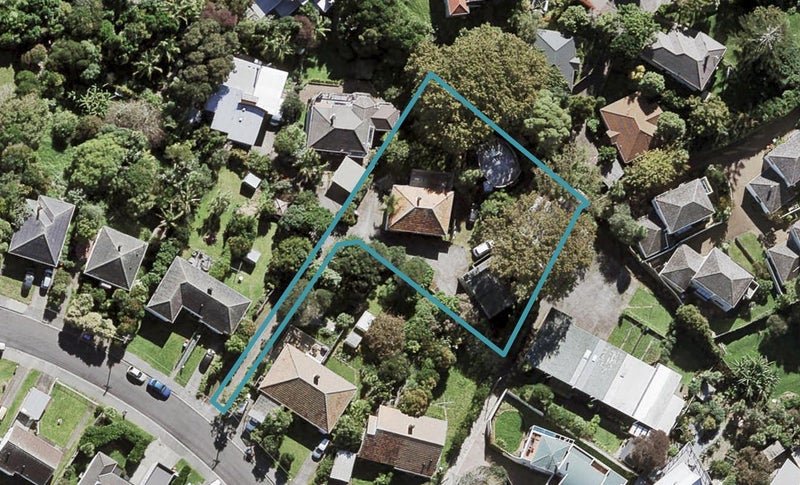 2/9 Savage Street, Westmere, Auckland - Carousel 1