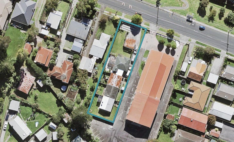 2/27 Margan Avenue, New Lynn, Auckland - Carousel 1