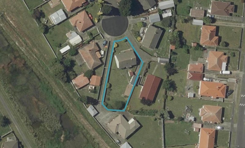 16 Belfast Place, Roslyn, Palmerston North - Carousel 1