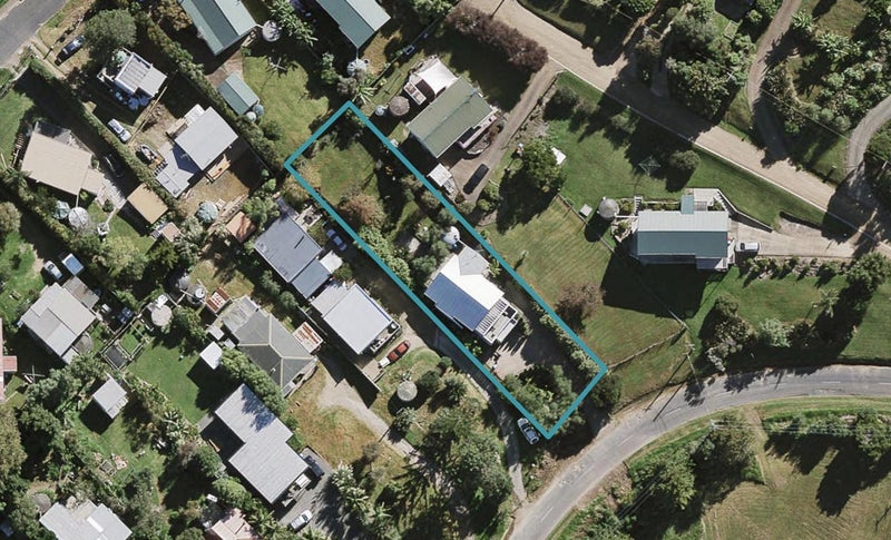 141 Wilma Road, Surfdale, Waiheke Island - Carousel 1