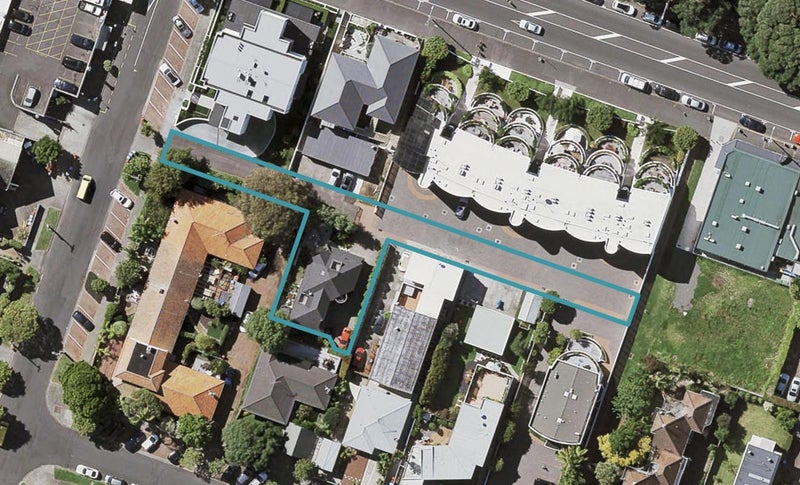 2A Atkin Avenue, Mission Bay, Auckland - Carousel 1