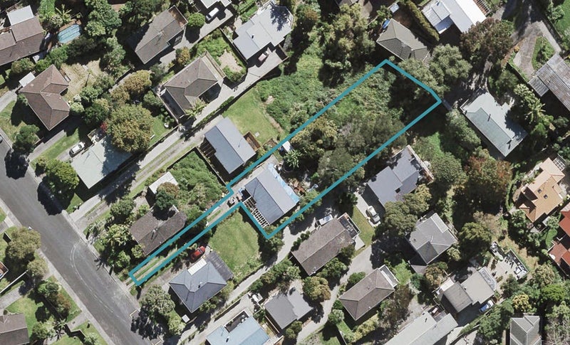 40 Tamahere Drive, Glenfield, Auckland - Carousel 1