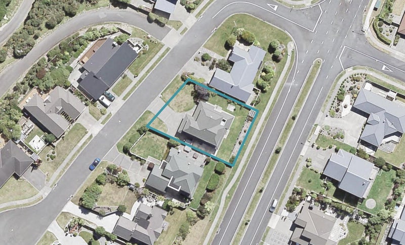 3 Garrett Place, Riverstone Terraces, Upper Hutt - Carousel 1