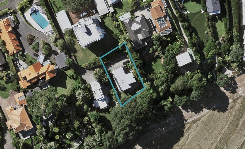 25B Stanley Point Road, Stanley Point, Auckland - Carousel 1