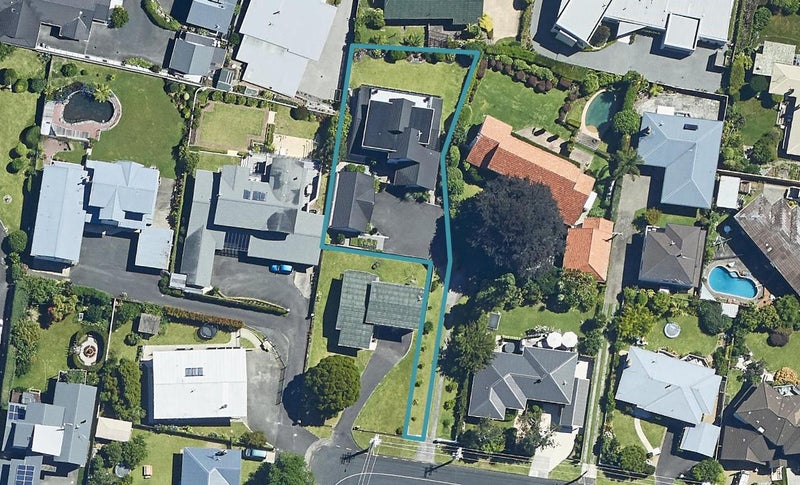 41 Lemon Grove Avenue, Otumoetai, Tauranga - Carousel 1