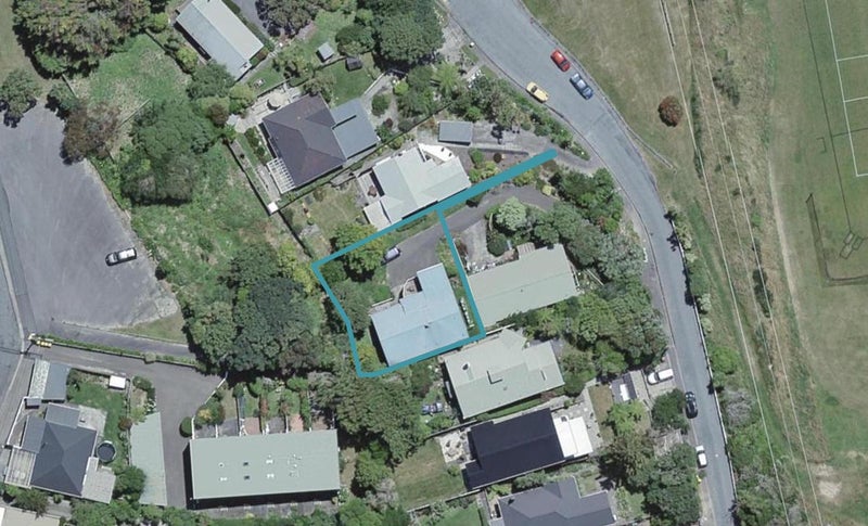 15 Seaforth Terrace, Karori, Wellington - Carousel 1