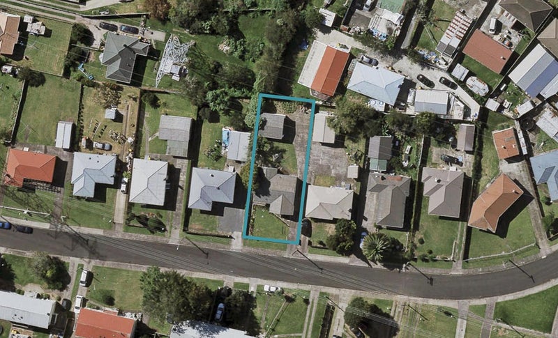 35 Lappington Road, Otara, Auckland - Carousel 1