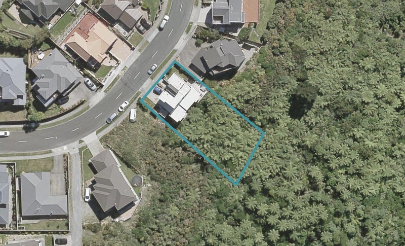 95 Cypress Drive, Maungaraki, Lower Hutt - Carousel 1
