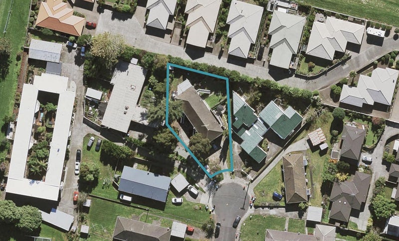 2/11 Korma Road, Royal Oak, Auckland - Carousel 1